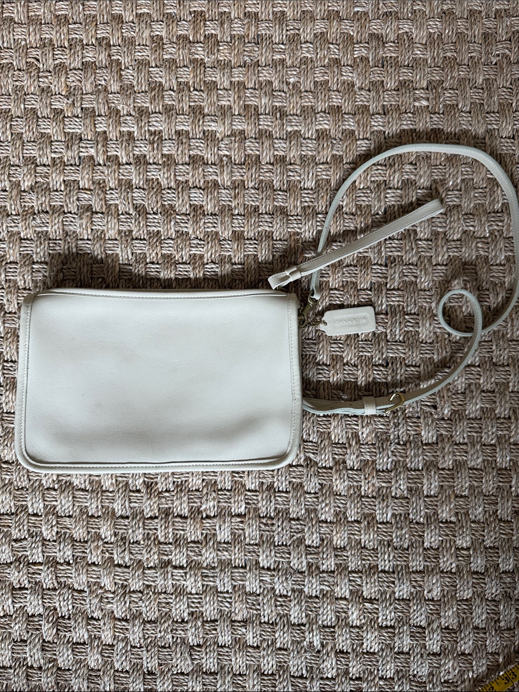 Coach Leather Crossbody/Shoulder Handbag - Taupe/Ivory Euc M8c-9455